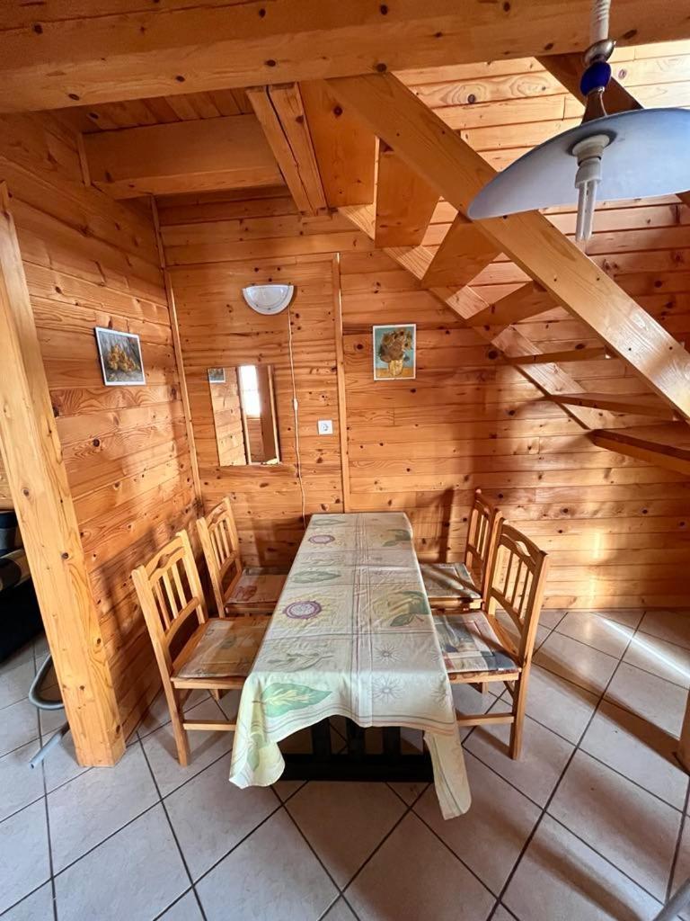 Almos Apartman Балатонфеньвеш Экстерьер фото